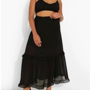 Brand New Boohoo Plus Chiffon Ruffle Maxi Skirt